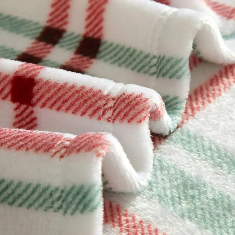 Holiday Time Christmas Plaid Plush Throw